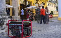 Cuba: le réseau électrique reconnecté, les délestages restent importants