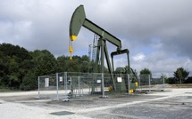 Le pétrole dépasse 110 dollars, les Bourses de Tokyo et Séoul dévissent de 6%