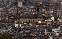 Israël bombarde à nouveau Beyrouth, combats dans l'est du Liban