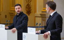 Macron, au côté de Zelensky, promet que la guerre au Moyen-Orient n'offrira pas de "répit" à la Russie