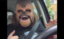 Affublée d'un masque de Chewbacca, une Américaine devient un phénomène internet