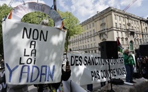 Antisémitisme: retrait de la proposition Yadan, le gouvernement prend le relais avec un projet de loi