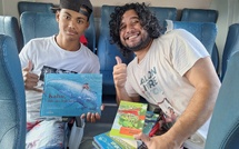Les livres reprennent le bus