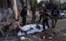 Ukraine: plus de 20 morts dans des frappes russes à quelque heures d'une potentielle trêve