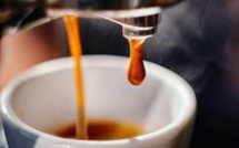 Boire son café ou thé très chaud peut causer un cancer de l'oesophage