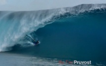 Bodyboard – Cédric Estall prend la bombe à Teahupo’o