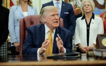 Trump assure que les discussions avec Téhéran ont repris, malgré le démenti iranien