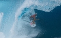 Kauli Vaast et Kelly Slater se qualifient dans des conditions dantesques