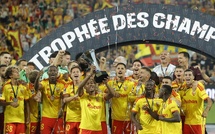 Trophée des champions: premier accroc pour le PSG, surpris par Lens