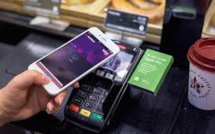 Lancement en France d'Apple Pay qui fait le pari du paiement par smartphone