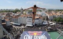 La Rochelle: une marée humaine attendue au concours de plongeon international Redbull cliff diving