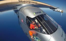 L'avion Solar Impulse 2 a bouclé avec succès un tour du monde historique