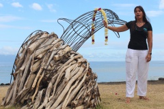 Elle est fabriquée en matériaux recyclés.