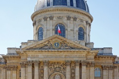 L'Institut de France qui accueille l'Académie française.