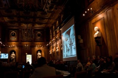 Salle des séances verte.