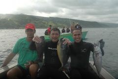 Rahiti BUCHIN et Steve TETUANUI se sont fait coiffer au poteau malgré de belles prises faites dans la passe de Faaone