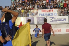Le suisse Dejan Stankovitch qui évoluait dans l’équipe de Terracina n’a pas hésité à célbrer son but à la Marama Vahirua