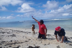 Rimatara-Il faut apprendre a jouer2