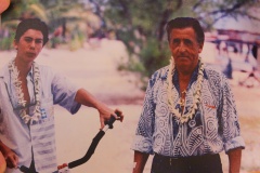 Teiva Plenet, le fils de Pierre Plenet, aux côtés de jean Lefebvre il y a 15 ans.