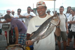 même à 51 ans, Tepou reste toujours une valeur sûre. le double champion de Polynésie a assuré encore un podium lors de ce championnat 2015 en sortant de belle prise comme ce va'u