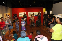 Matinée au Musée des îles, visite de l'exposition temporaire et atelier dans les jardins.