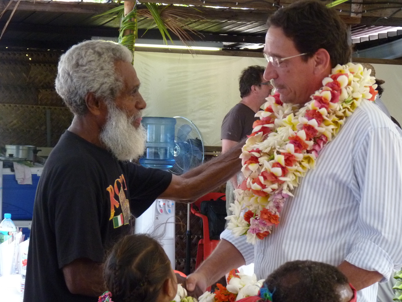 un accolade touchante.JPG un accolade touchante.JPG