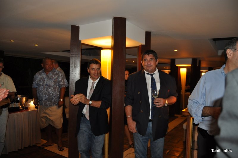 DSC_0323.JPG DSC_0323.JPG