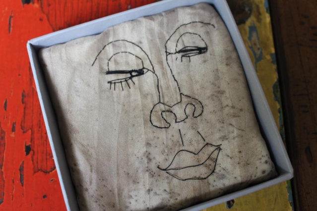 Oeuvre de Claire Mourabi. Oeuvre de Claire Mourabi.