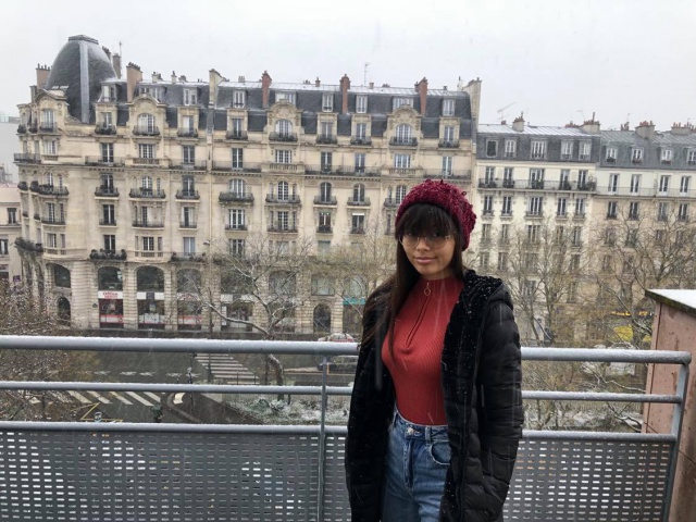 À Paris en attendant les répétitions.