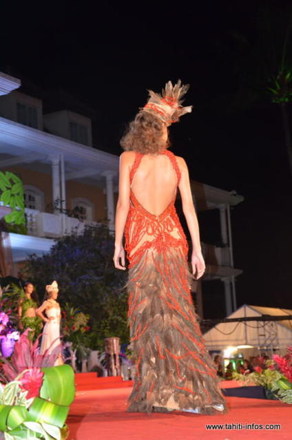 2- Ariirau Sandras, prix de la plus belle tenue végétale (dos)