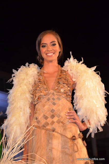 6- Hinarani De Longeaux