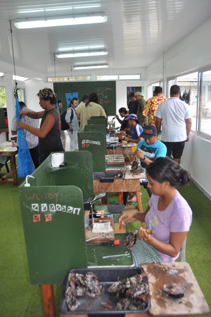 19 - Visite ferme perlière (2) 19 - Visite ferme perlière (2)