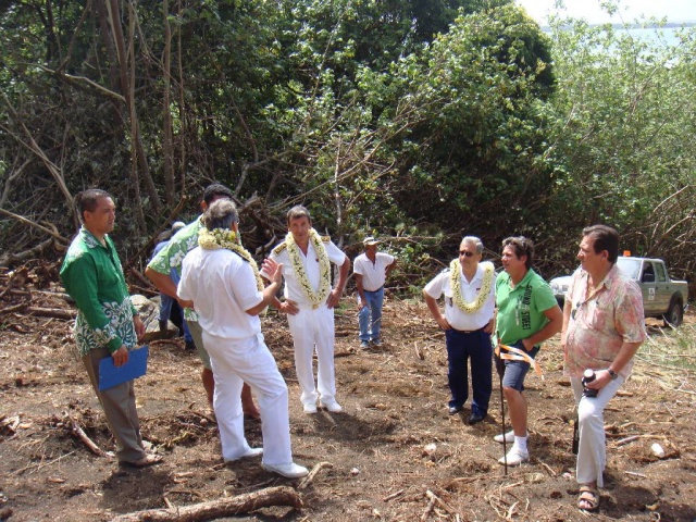 12- Visite du site de captage de Rarati 12- Visite du site de captage de Rarati