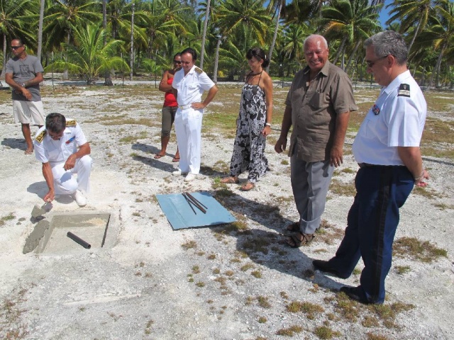 27 -Fangatau-Pose de la première pierre de l’abri du groupe électrogène de secours 27 -Fangatau-Pose de la première pierre de l’abri du groupe électrogène de secours