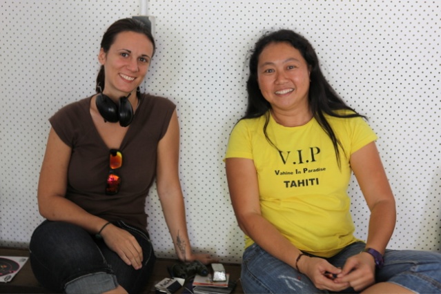 Des femmes également Des femmes également