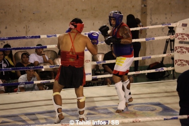 _Un combat rapidement arrêté par l_'arbitre _Un combat rapidement arrêté par l_'arbitre