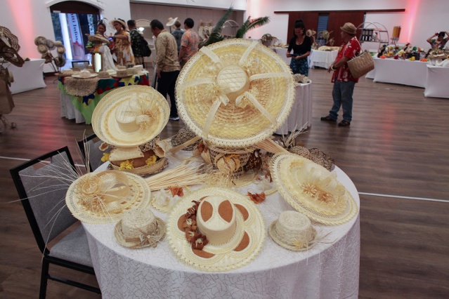 gbsy-231122-economie-artisanat-salon du chapeau-faa'a-003 gbsy-231122-economie-artisanat-salon du chapeau-faa'a-003