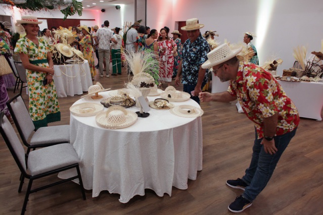 gbsy-231122-economie-artisanat-salon du chapeau-faa'a-004 gbsy-231122-economie-artisanat-salon du chapeau-faa'a-004