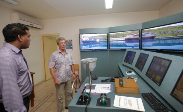 2014-11-26 VISITE CMM - CONSEILLER MTE CALEDONIE (10)