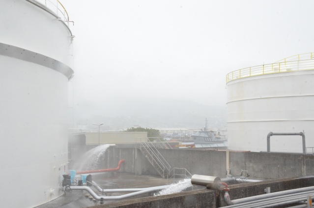 Le site de PPS compte huit citernes de stockage de carburant sur son site de Motu Uta.