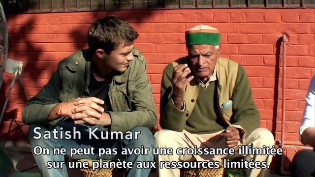 Marc et Nathanaël sont partis à la rencontre d'hommes et de femmes de l’Inde au Guatemala en passant par San Francisco et l’Ardèche. C'est leur quête qu'ils partagent dans le documentaire.