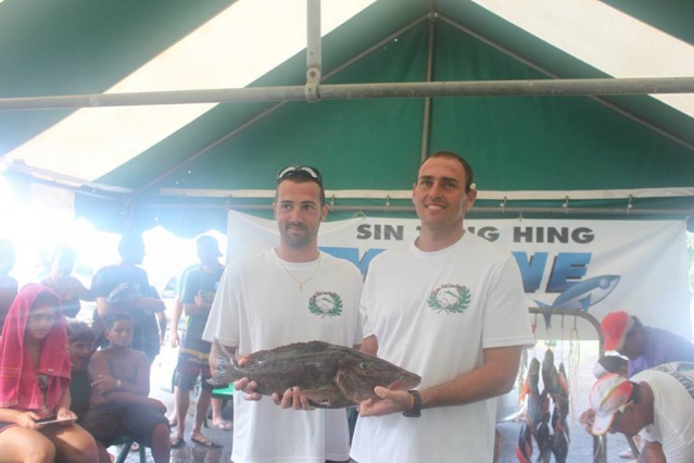 Les pêcheurs de Tautira chasse sous marine, Jérôme BLOUIN et Cédric TAPIERO, ont réalisé une belle pêche et ont assuré une belle deuxième place