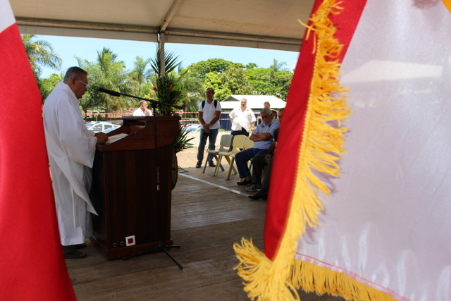 Pose de la première pierre du Tua Rata à Faa'a. Pose de la première pierre du Tua Rata à Faa'a.