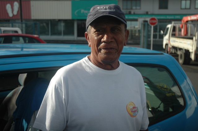 Anthony PAHEROO grand champion de pêche sous marine est toujours là pour...