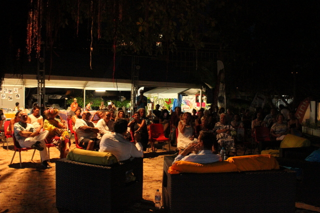 Une soirée au salon du livre. Crédit : Frank Brouillet. Une soirée au salon du livre. Crédit : Frank Brouillet.