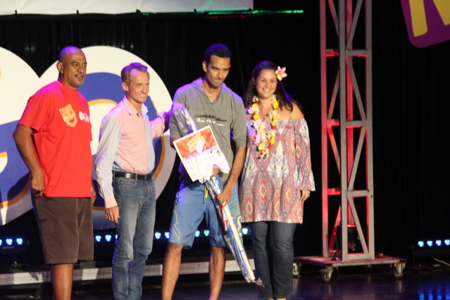 Prix promotion des langues et 3e prix Stand Up - Kalagan Prix promotion des langues et 3e prix Stand Up - Kalagan