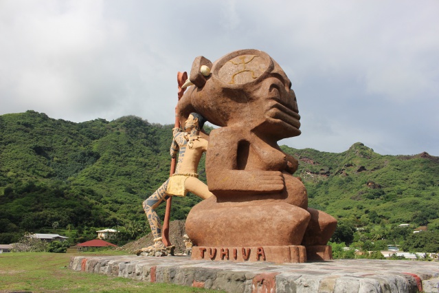 "Ici, avant, les plus hauts bâtiments étaient ceux du tribunal, de la subdivision de l’État et de la circonscription du Pays. Maintenant, c’est le tiki et, à travers lui, la culture." 
