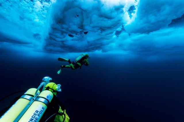 Exploratory Dive In The Peel Sound When Trapped In The Ice - Crédit : Under The Pole.