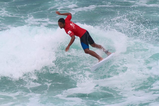 ROBERT TEIKIVAHITINI ROBERT TEIKIVAHITINI