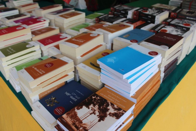 Découvrez la littérature polynésienne. Découvrez la littérature polynésienne.